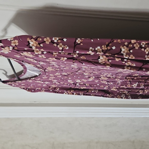 Plum Floral Plus Long Sleeve Maxi XL - Picture 6 of 10